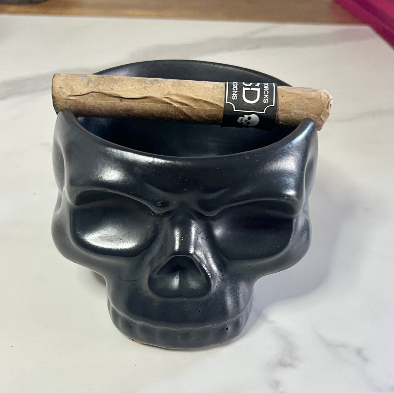 B- concrete black skull cigar bowl