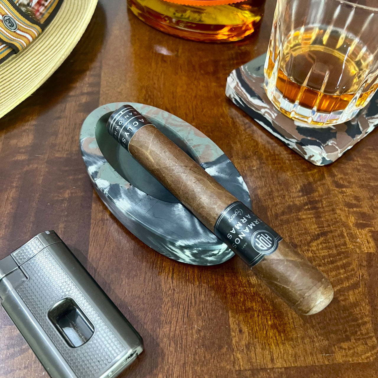 Camouflage Marbled Oval Concrete Cigar Rest