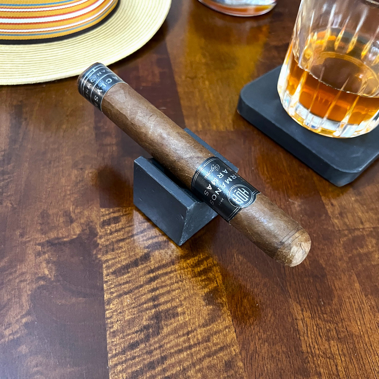 Concrete Portable Travel Cigar Rest in Solid Black