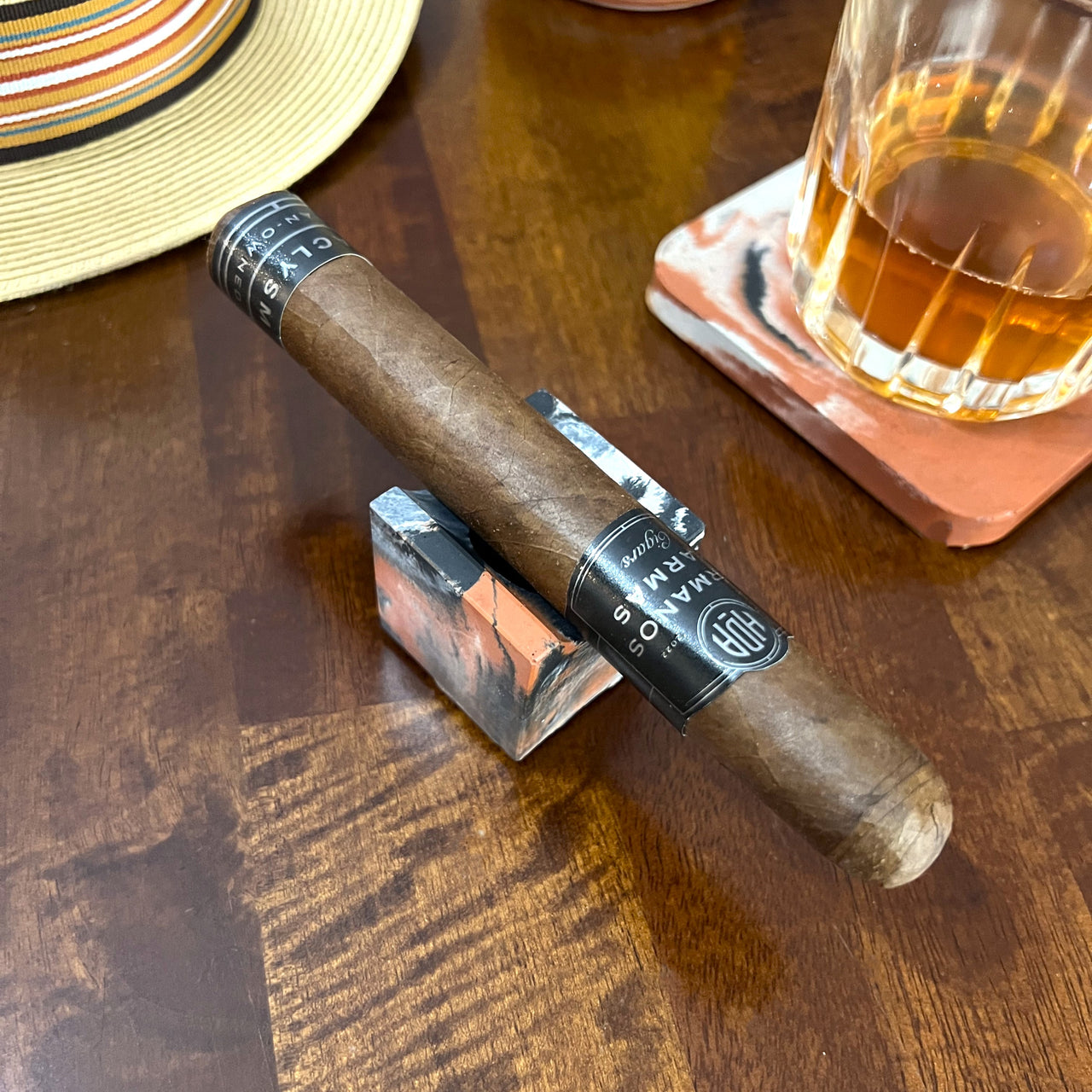 Concrete Portable Travel Cigar Rest in Terracotta Marbled