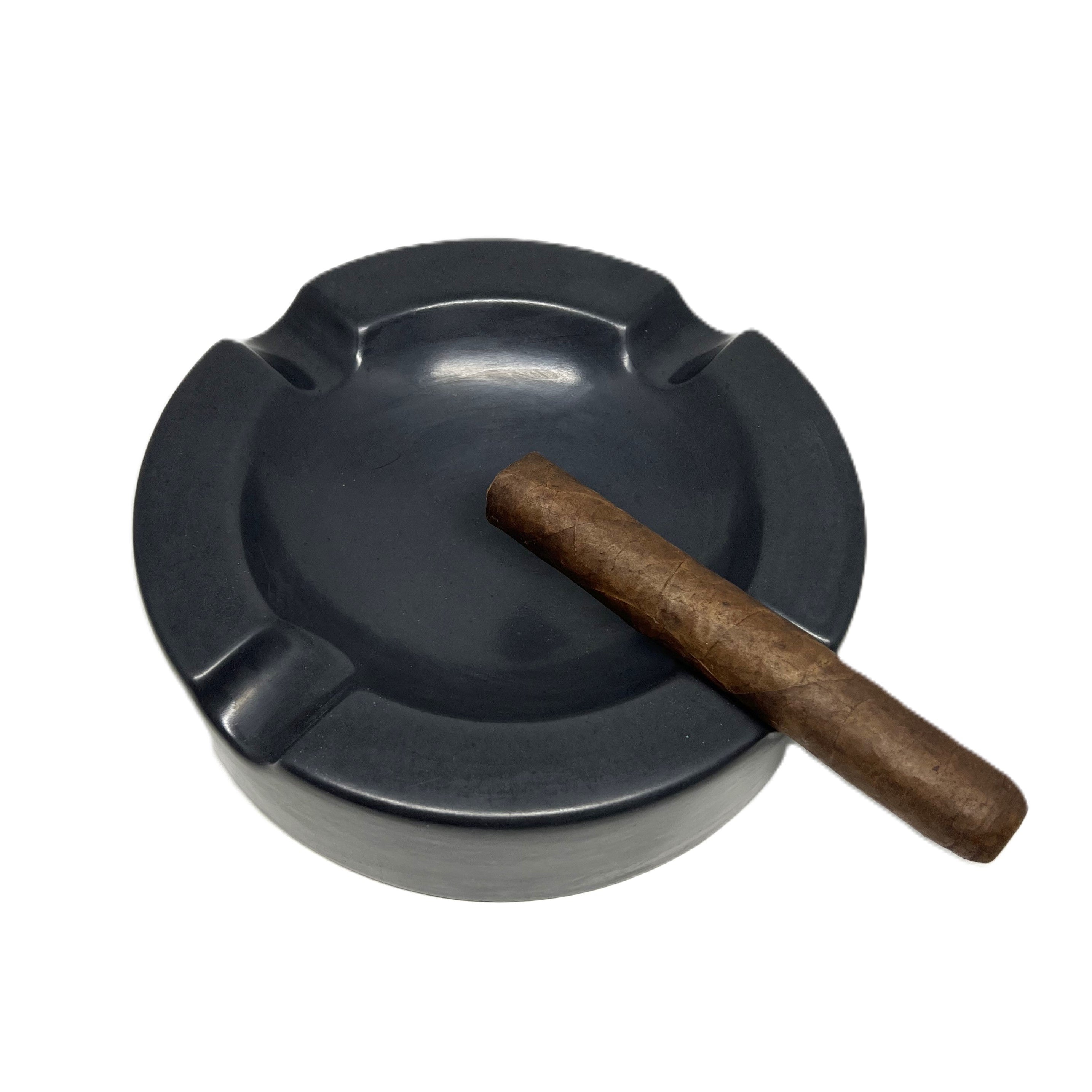 Large Round Cuban Concrete Cigar Ashtray