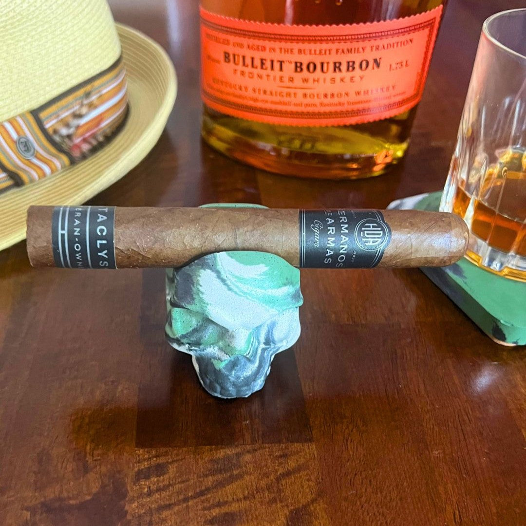 Green Marbled Concrete Skull Cigar Rest - Handmade