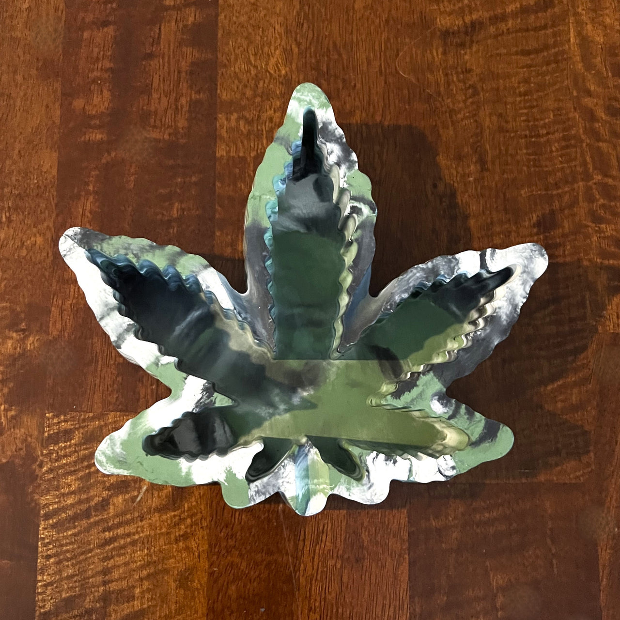 Green Marbled Concrete Leaf Ashtray Catchall Decor
