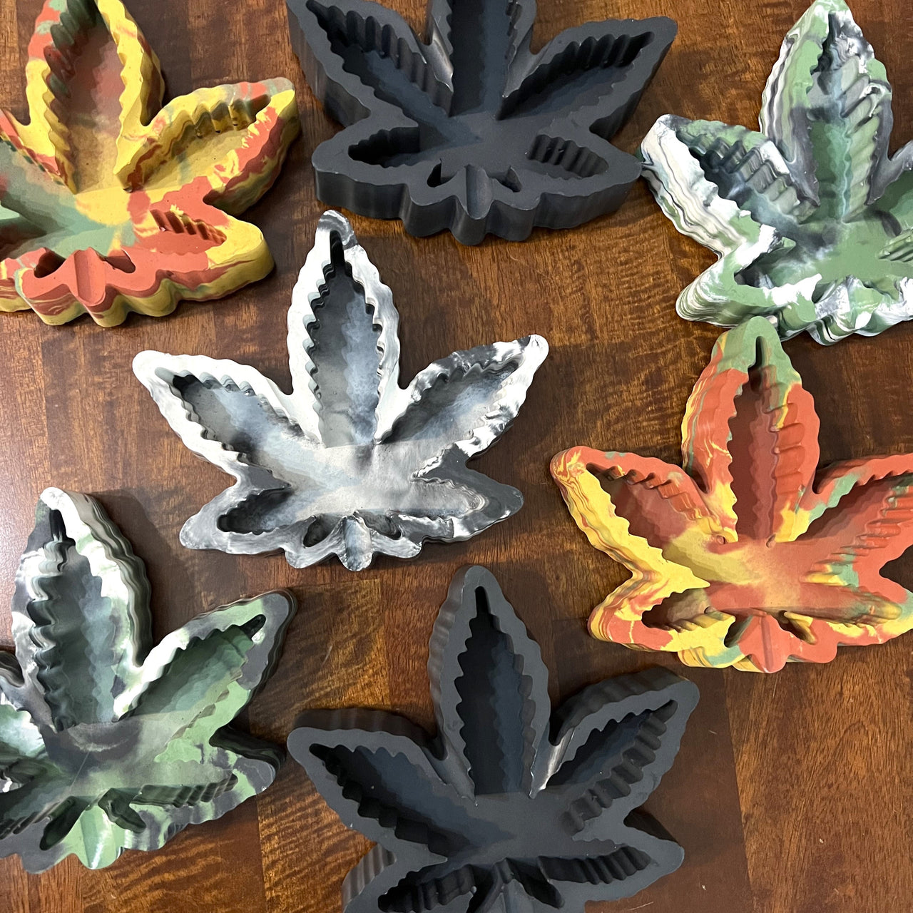 Leaf Ashtray - Decor