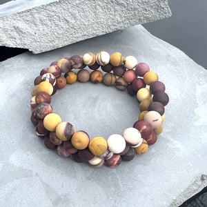 Mookaite 8mm stone beaded bracelet